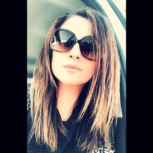 Meet your Posher, Hazel